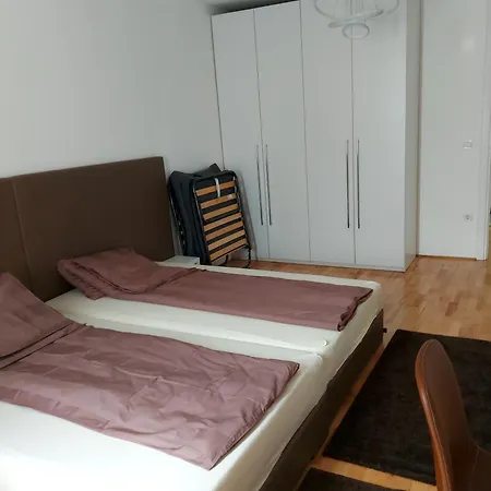 Hollywood Ilidza-centar *